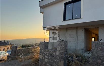 Bornova Beşyolda 630 m² koop. hisseli natamam dubleks villa