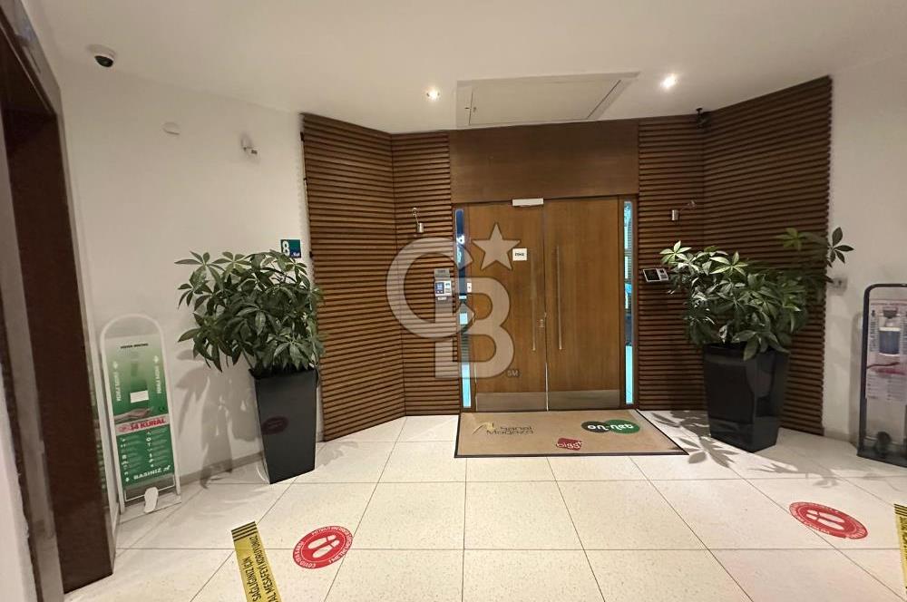 KAVACIK MERKEZDE SATILIK EŞSİZ 800 m2 PLAZA KATI