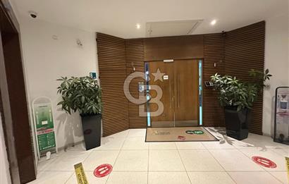 KAVACIK MERKEZDE SATILIK EŞSİZ 800 m2 PLAZA KATI