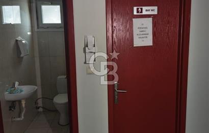 Beşiktaş Dikilitaş’ta 4 Katlı Ticari Bina – 560 m² – Merkezi Konumda