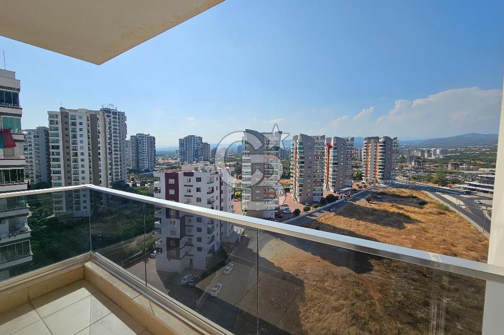 Mersin Mezitli Akdeniz Eşyalı 4+1 Kiralık Daire