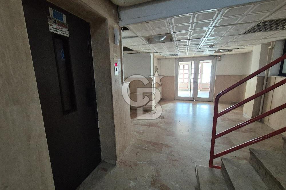 Çiğdem, Dünya Bir Yeşil Sitesi Giriş Kat 3+1 Satılık Daire