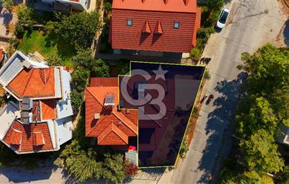 Datça Merkezde 2 Ayrı Girişli 4+1 İkiz Villa – Bahçeli, Otoparklı, Full Eşyalı