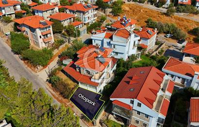 Datça Merkezde 2 Ayrı Girişli 4+1 İkiz Villa – Bahçeli, Otoparklı, Full Eşyalı