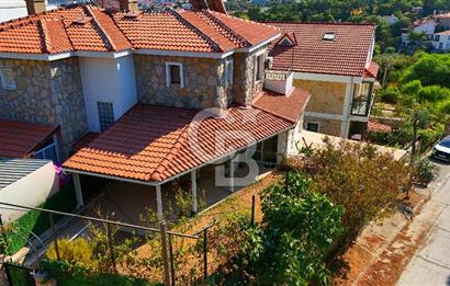 Datça Merkezde 2 Ayrı Girişli 4+1 İkiz Villa – Bahçeli, Otoparklı, Full Eşyalı