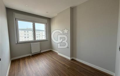 BOSTANCI MERKEZDE GENİŞ KULLANIMLI KİRALIK 3+1