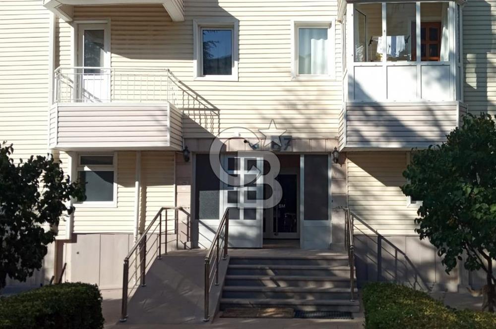 Çiğdem, Dünya Bir Yeşil Sitesi Giriş Kat 3+1 Satılık Daire
