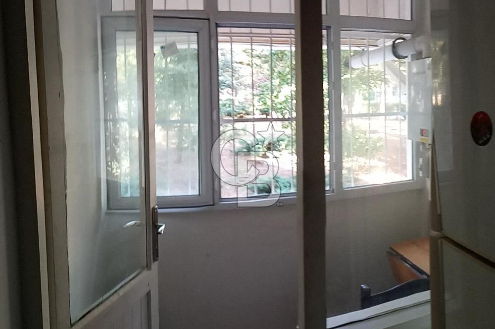 Çiğdem, Dünya Bir Yeşil Sitesi Giriş Kat 3+1 Satılık Daire