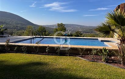 Çamkoza Evleri’nde  Kısa Dönem Kiralama İçin Uygun Triplex Villa 