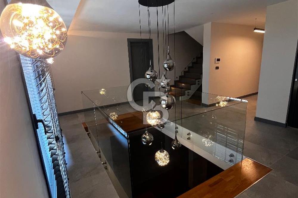 Çamkoza Evleri’nde  Kısa Dönem Kiralama İçin Uygun Triplex Villa 