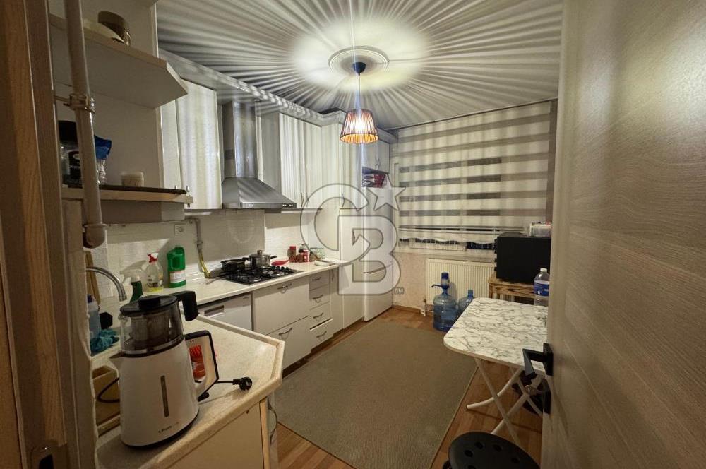 İzmir Yeşilyurtta Satılık Bakımlı Daire