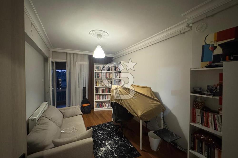 İzmir Yeşilyurtta Satılık Bakımlı Daire