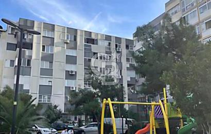 İzmir Yeşilyurtta Satılık Bakımlı Daire