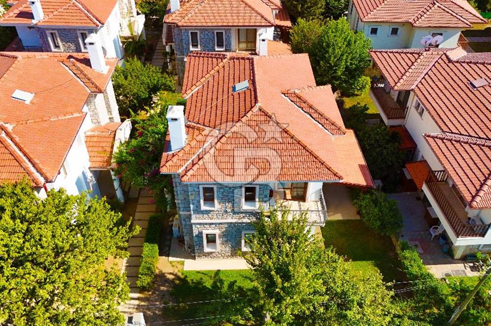 Datça Boğaziçi'nde Satılık 3+1 Villa