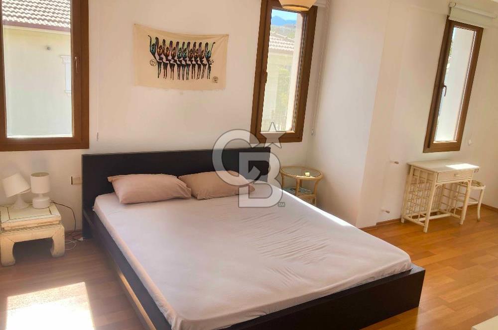 Datça Boğaziçi'nde Satılık 3+1 Villa