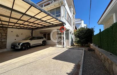 Datça Merkezde 2 Ayrı Girişli 4+1 İkiz Villa – Bahçeli, Otoparklı, Full Eşyalı