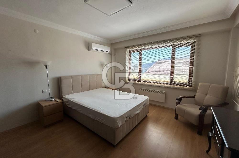 Datça Merkezde 2 Ayrı Girişli 4+1 İkiz Villa – Bahçeli, Otoparklı, Full Eşyalı