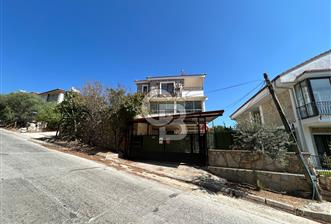 Datça Merkezde 2 Ayrı Girişli 4+1 İkiz Villa – Bahçeli, Otoparklı, Full Eşyalı