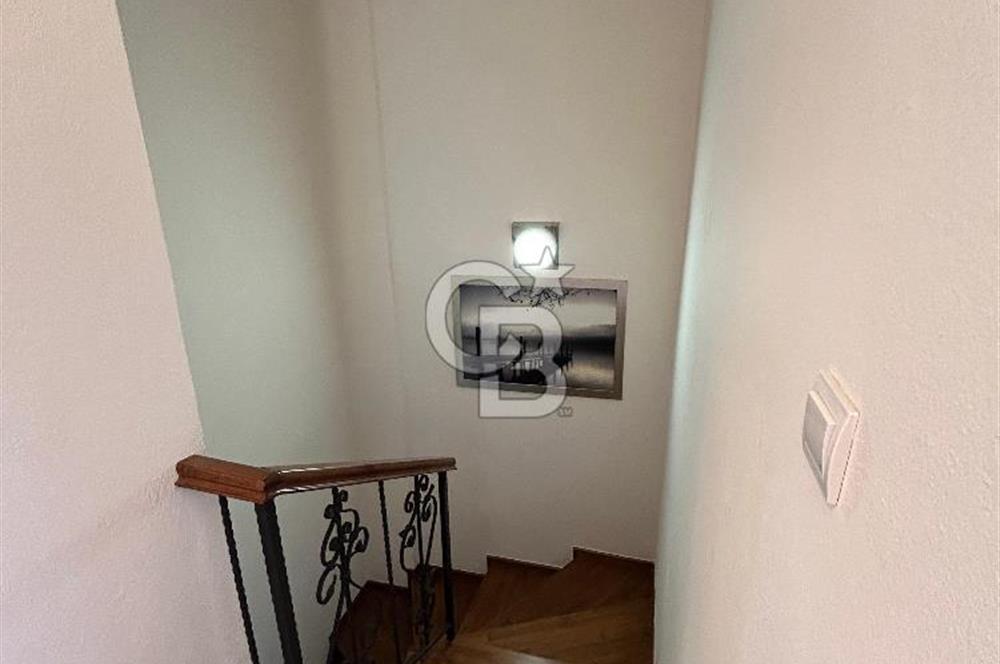 Datça Merkezde 2 Ayrı Girişli 4+1 İkiz Villa – Bahçeli, Otoparklı, Full Eşyalı