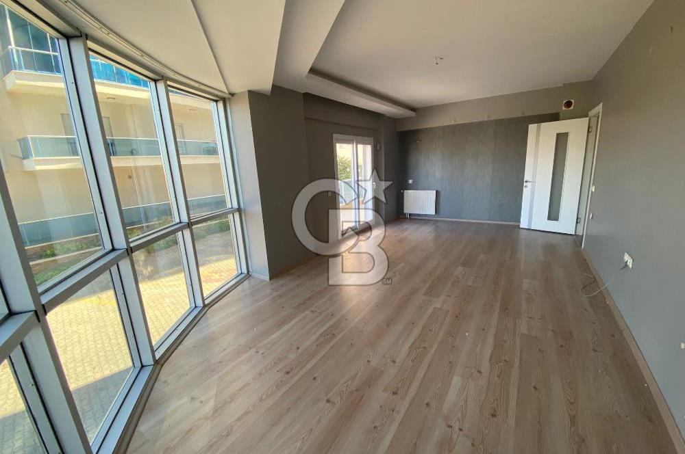 BAYRAKLI KARABAĞ KONAKLARINDA HAVUZLU 3+1 KİRALIK DAİRE