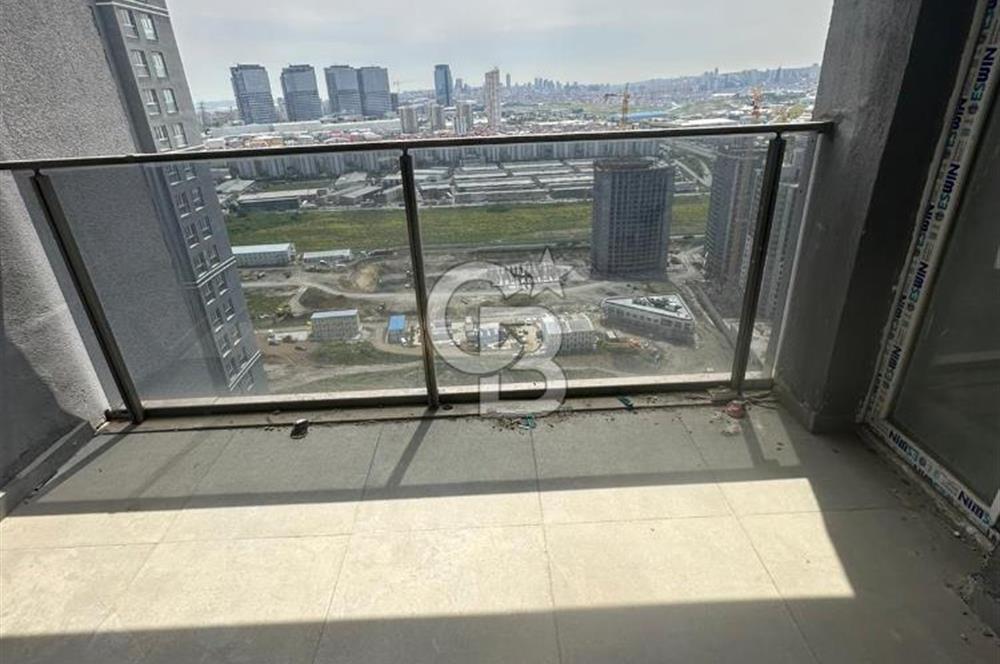 BAHÇEŞEHİR HAYATPARK 2 SİTESİ SATILIK 2+1 DAİRE