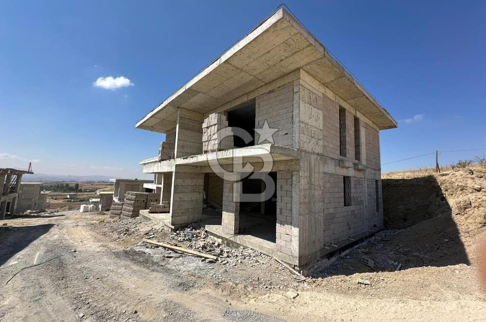  YENİMAHALLE KARACAKAYADA 4+1 GENİŞ SATILIK VİLLA 