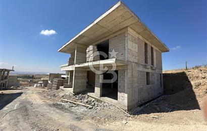  YENİMAHALLE KARACAKAYADA 4+1 GENİŞ SATILIK VİLLA 