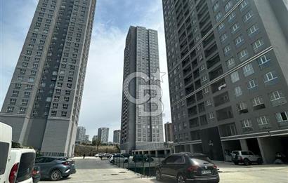 BAHÇEŞEHİR HAYATPARK 2 SİTESİ SATILIK 2+1 DAİRE