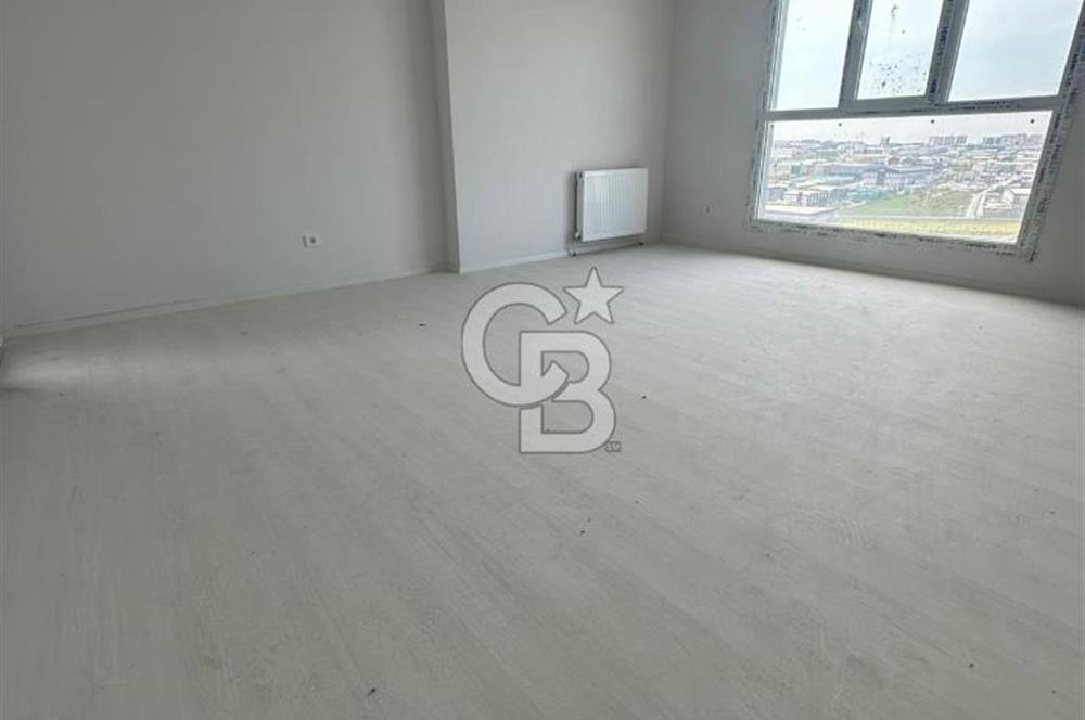 BAHÇEŞEHİR HAYATPARK 2 SİTESİ SATILIK 2+1 DAİRE