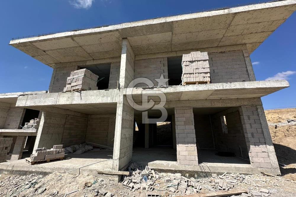  YENİMAHALLE KARACAKAYADA 4+1 GENİŞ SATILIK VİLLA 