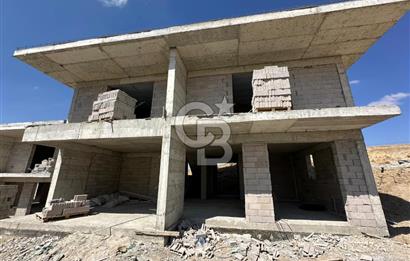 YENİMAHALLE KARACAKAYADA 4+1 GENİŞ SATILIK VİLLA 