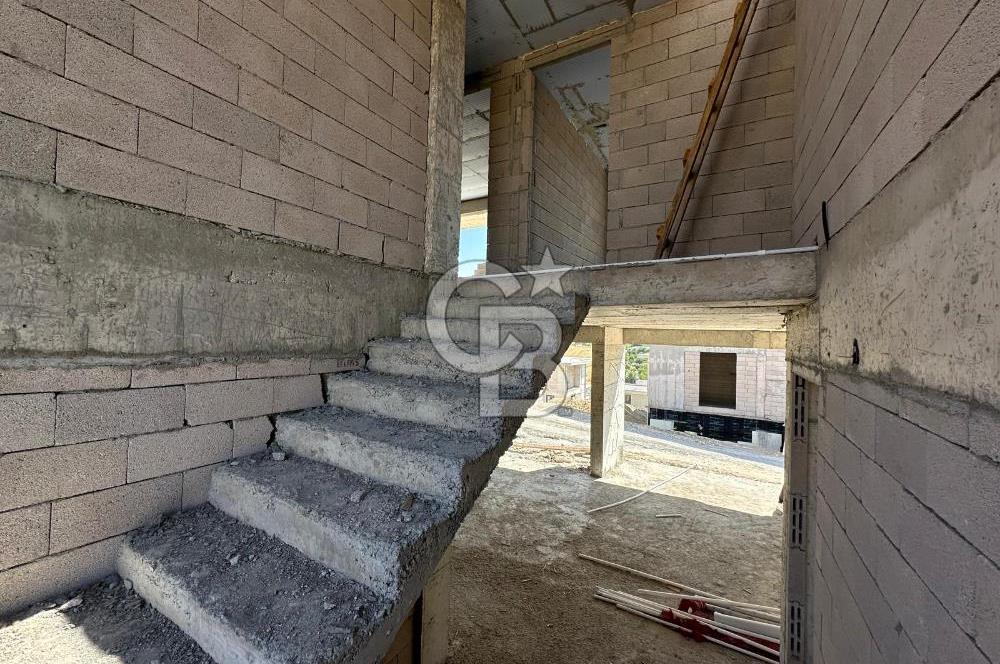  YENİMAHALLE KARACAKAYADA 4+1 GENİŞ SATILIK VİLLA 