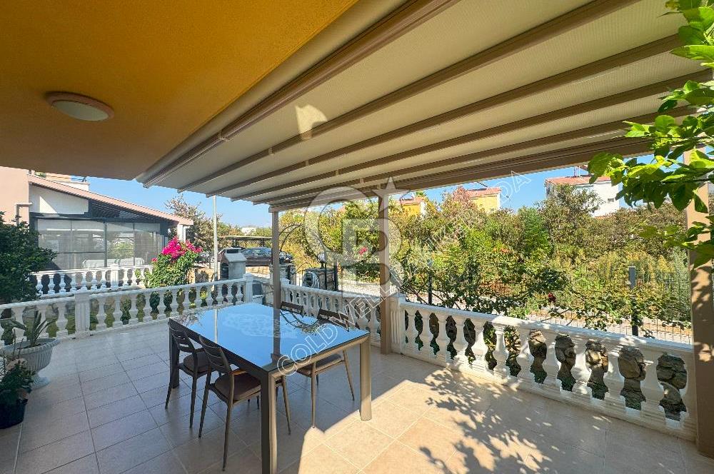 Kuşadası denize yürüme mesafesinde 5+1 müstakil villa