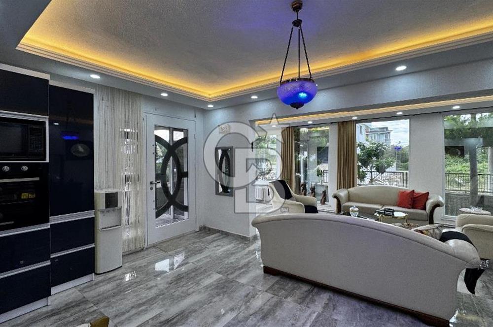 Denize 100 Metre Mesafede 5+1 250 m² Masrafsız Villa
