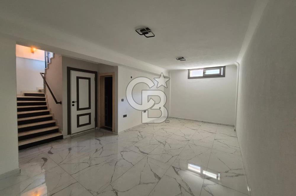 Ayvalık Küçükköy'de 4+1 SAUNALI-HAMAMLI-HAVUZLU Satılık VİLLA
