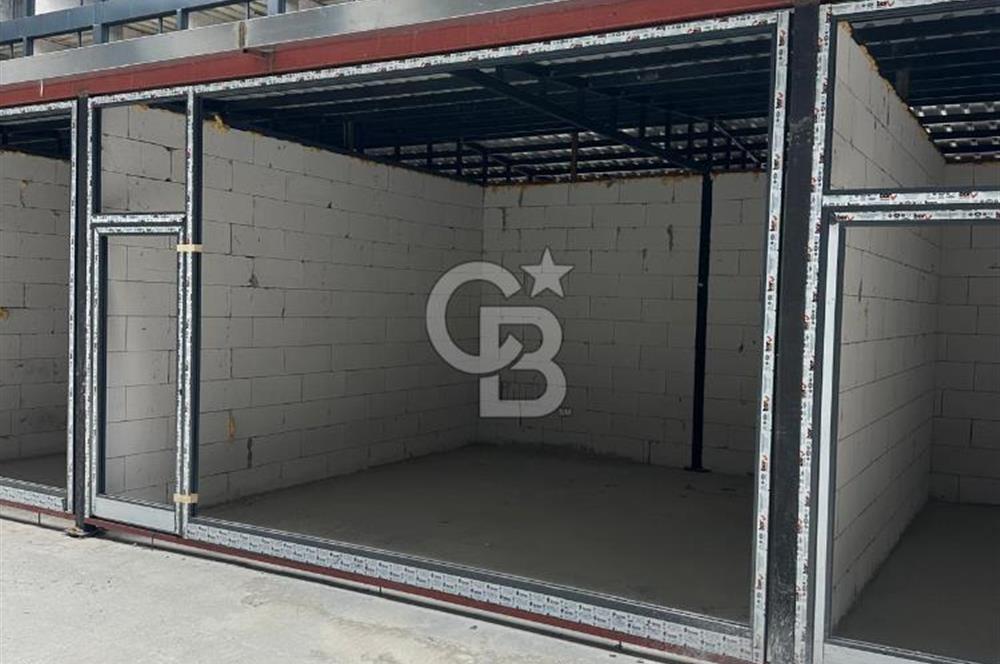 BAHÇEŞEHİR HAYATPARK AVM SATILIK DÜKKAN