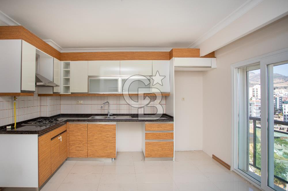Karşıyaka Örnekköy Mh.Zeytin Evleri 2' Sitesi 3+1 Kiralık Daire
