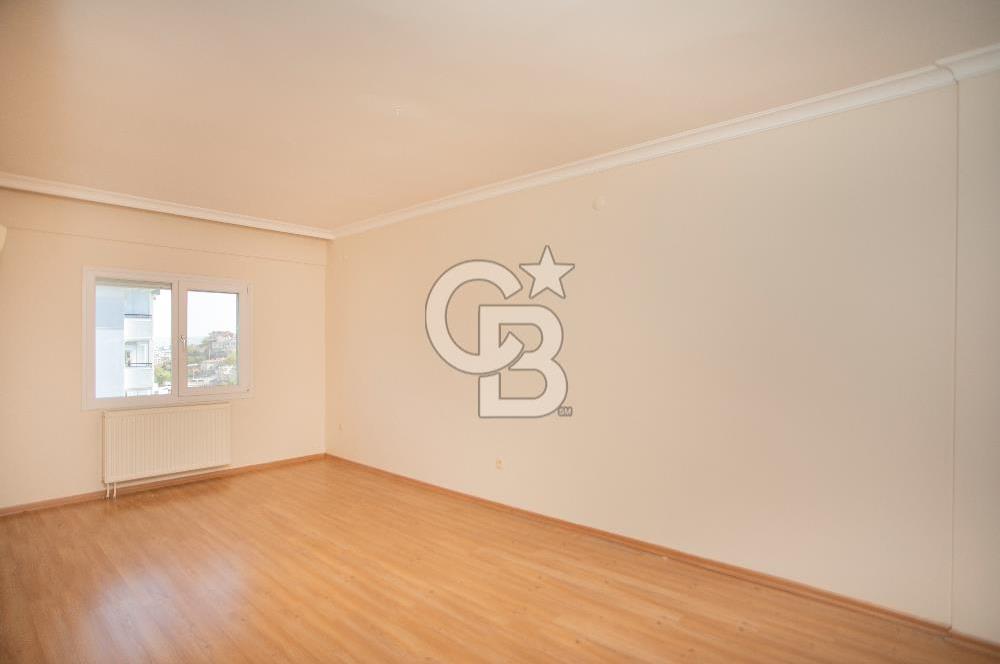 Karşıyaka Örnekköy Mh.Zeytin Evleri 2' Sitesi 3+1 Kiralık Daire