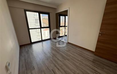 ÇİĞLİ KİRALIK DAİRE BÜYÜK TİP 1+1 HAVUZ CEPHELİ 