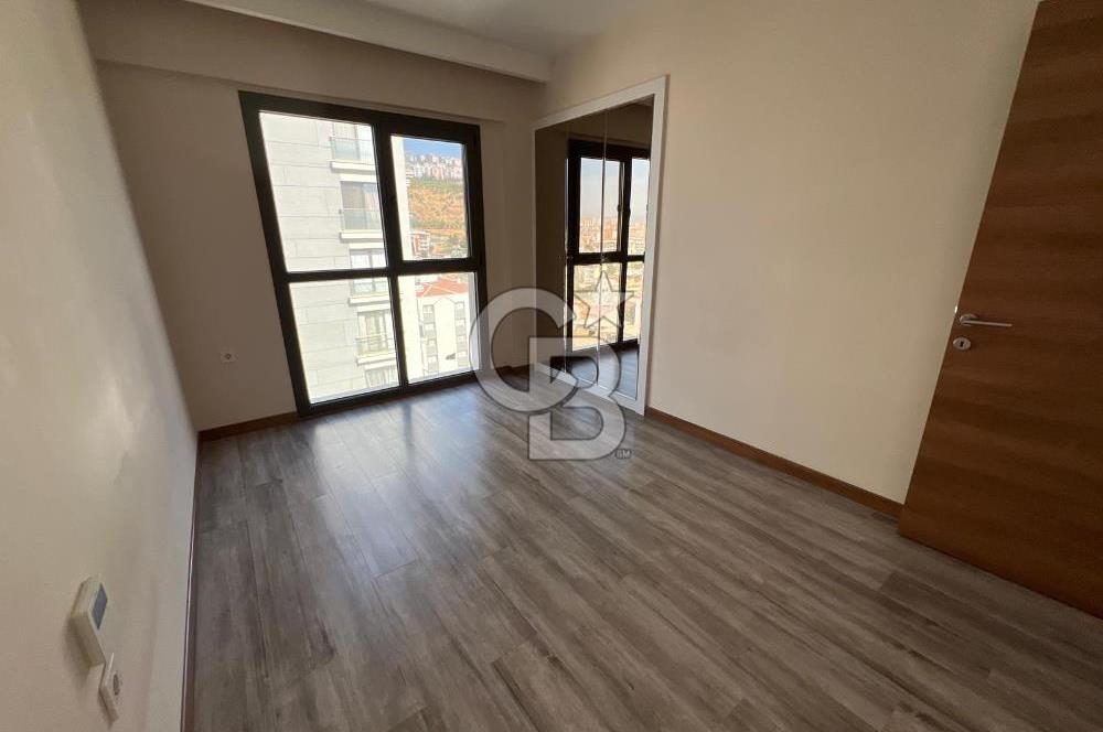 ÇİĞLİ KİRALIK DAİRE BÜYÜK TİP 1+1 HAVUZ CEPHELİ 