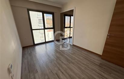 ÇİĞLİ KİRALIK DAİRE BÜYÜK TİP 1+1 HAVUZ CEPHELİ 