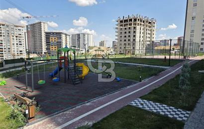 PALAS ERYAMAN SİTESİ'NDE KAPALI GARAJLI SATILIK 4+1 DAİRE