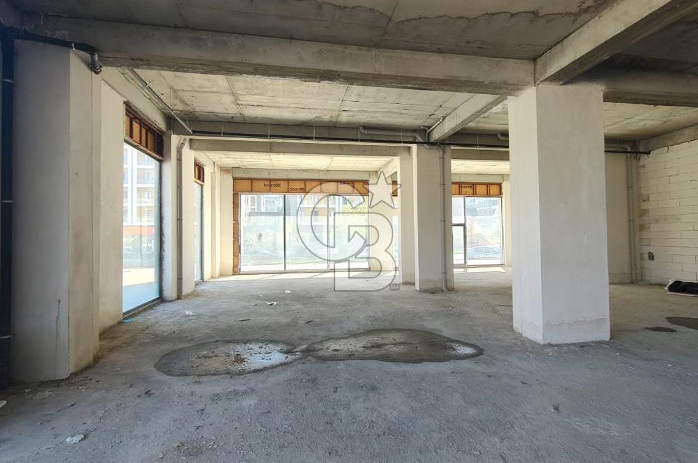 CB BLACK'TEN GÖRÜKLE DUMLUPINAR CADDE ÜZERİNDE DÜKKAN