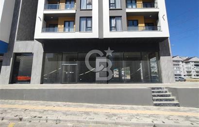 CB BLACK'TEN GÖRÜKLE DUMLUPINAR CADDE ÜZERİNDE DÜKKAN