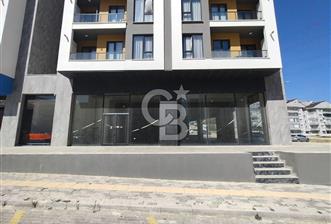 CB BLACK'TEN GÖRÜKLE DUMLUPINAR CADDE ÜZERİNDE DÜKKAN