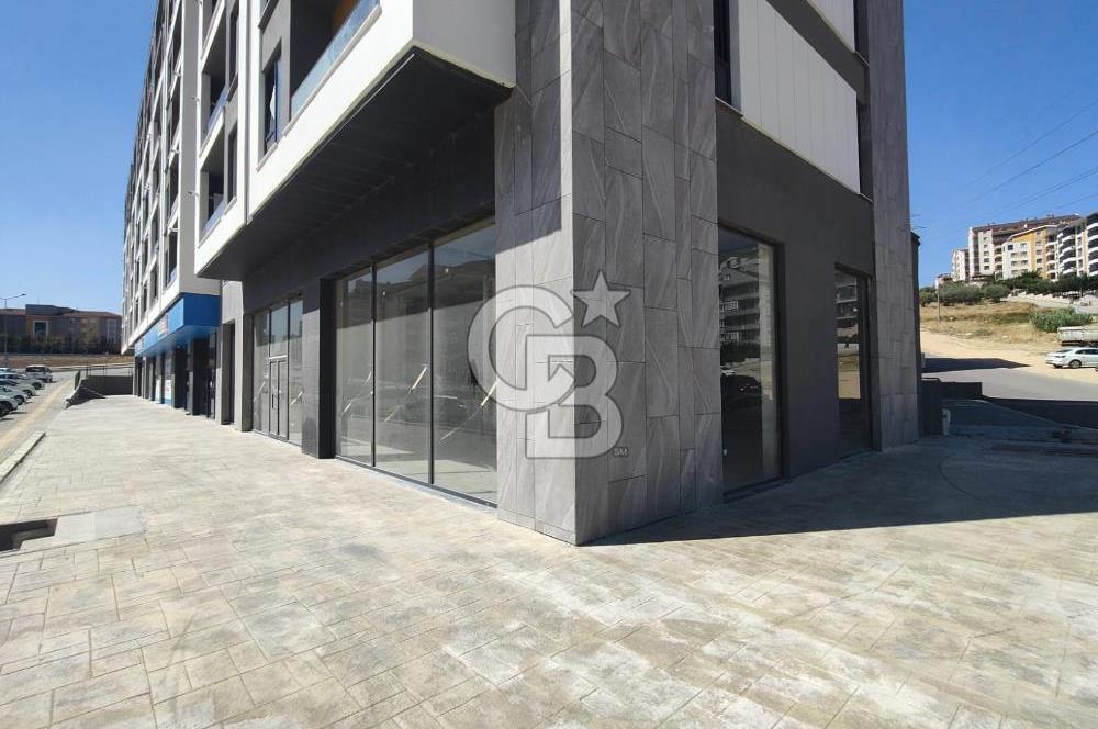 CB BLACK'TEN GÖRÜKLE DUMLUPINAR CADDE ÜZERİNDE DÜKKAN