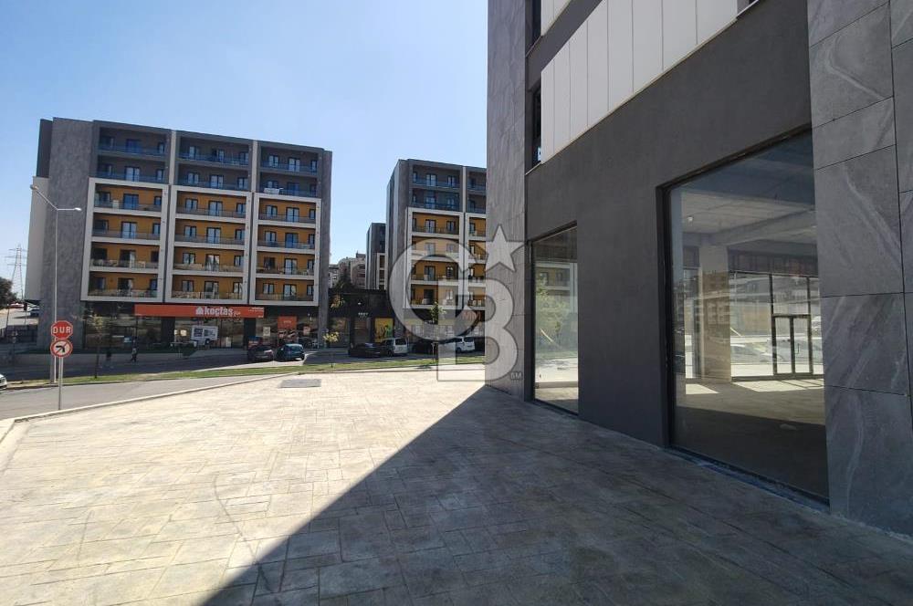 CB BLACK'TEN GÖRÜKLE DUMLUPINAR CADDE ÜZERİNDE DÜKKAN