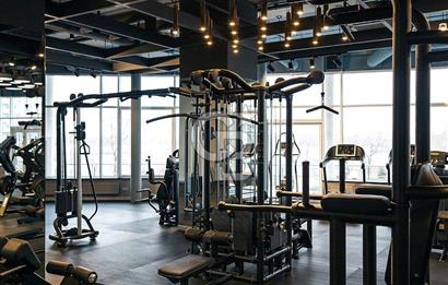 ÇUKURAMBAR'DA DEVREN 1.250M2 FULL EKİPMANLI-SPOR&PİLATES SALONU