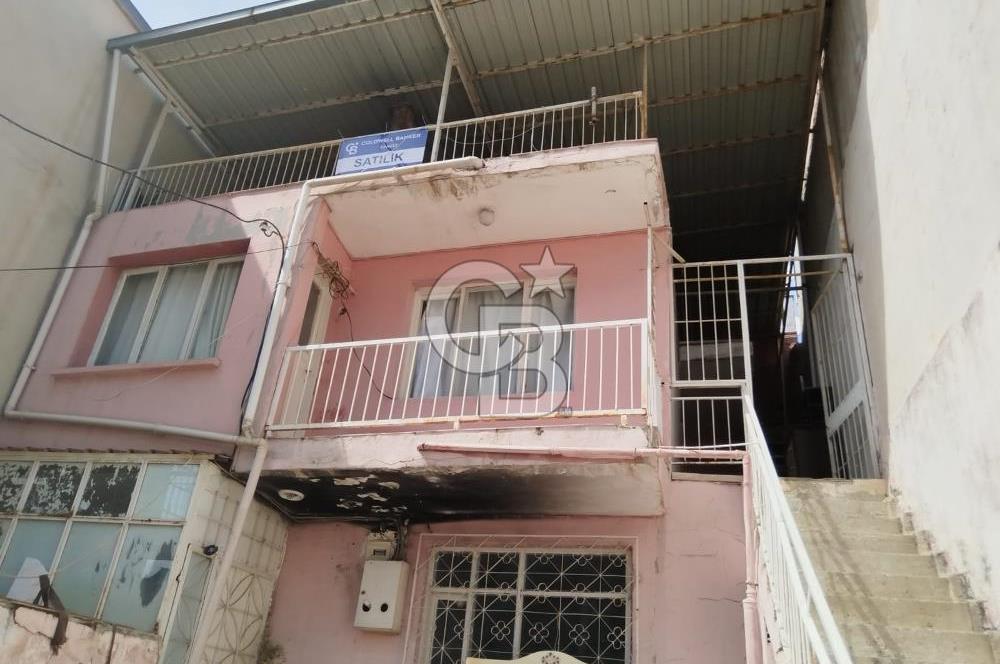 KARABAĞLAR GÜLYAKA 2 KATLI BİNA