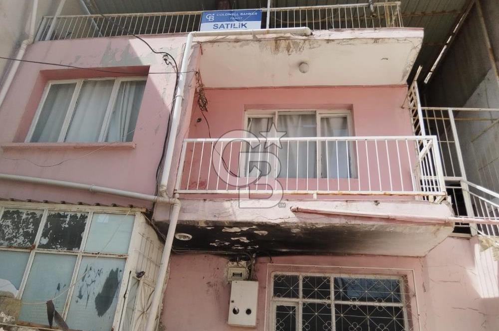KARABAĞLAR GÜLYAKA 2 KATLI BİNA
